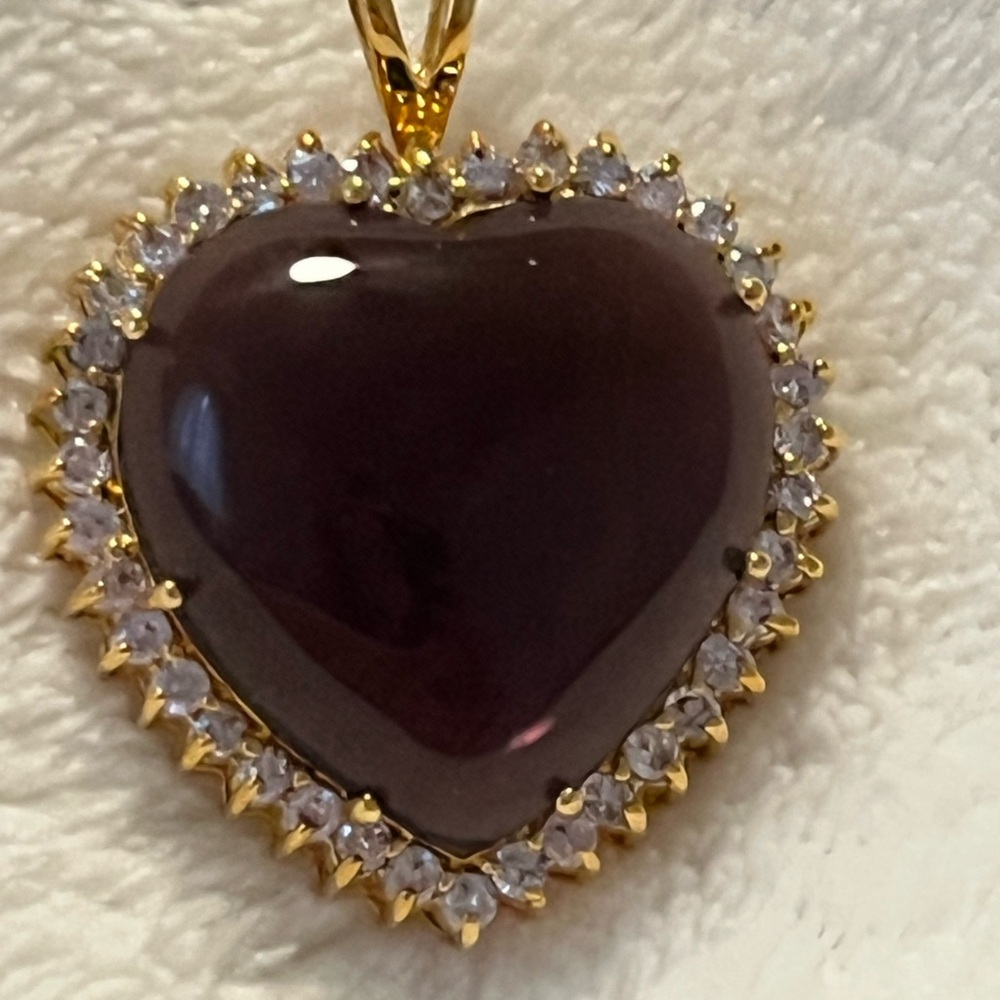 Elegant Gold and Purple Heart Pendant Necklace